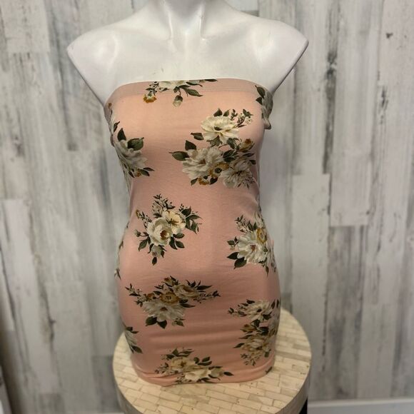 Floral dress - Picture 1 of 6